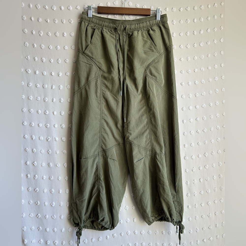Anthropologie Cropped Ballon Leg Pull On Drawstring Pants Sz S‎ Olive Green